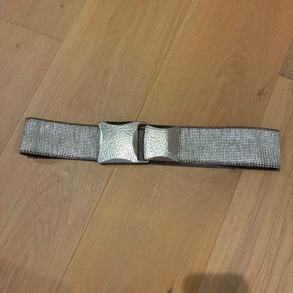 Silver belt - Picture 1 of 2
